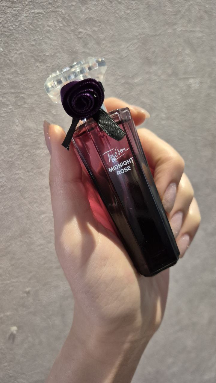 عطر ادکلن میدنایت رز ادکلن Midnight Rose ادکلن ملایم و شیرین
